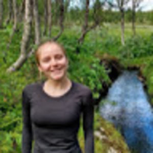 Meet your Posher, Elise